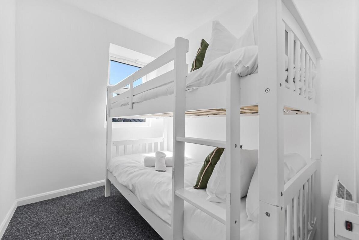 Apartment Cosy 3br Urban Oasis In